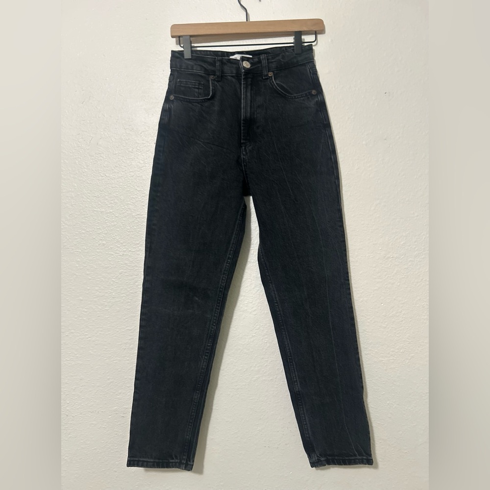 Zara straight leg jeans black size 2